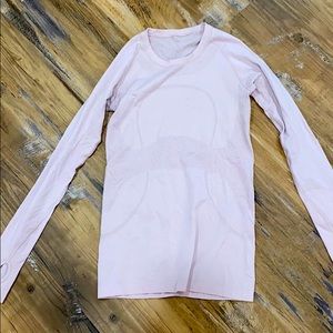 Lululemon dusty pink longsleeve swiftly tech